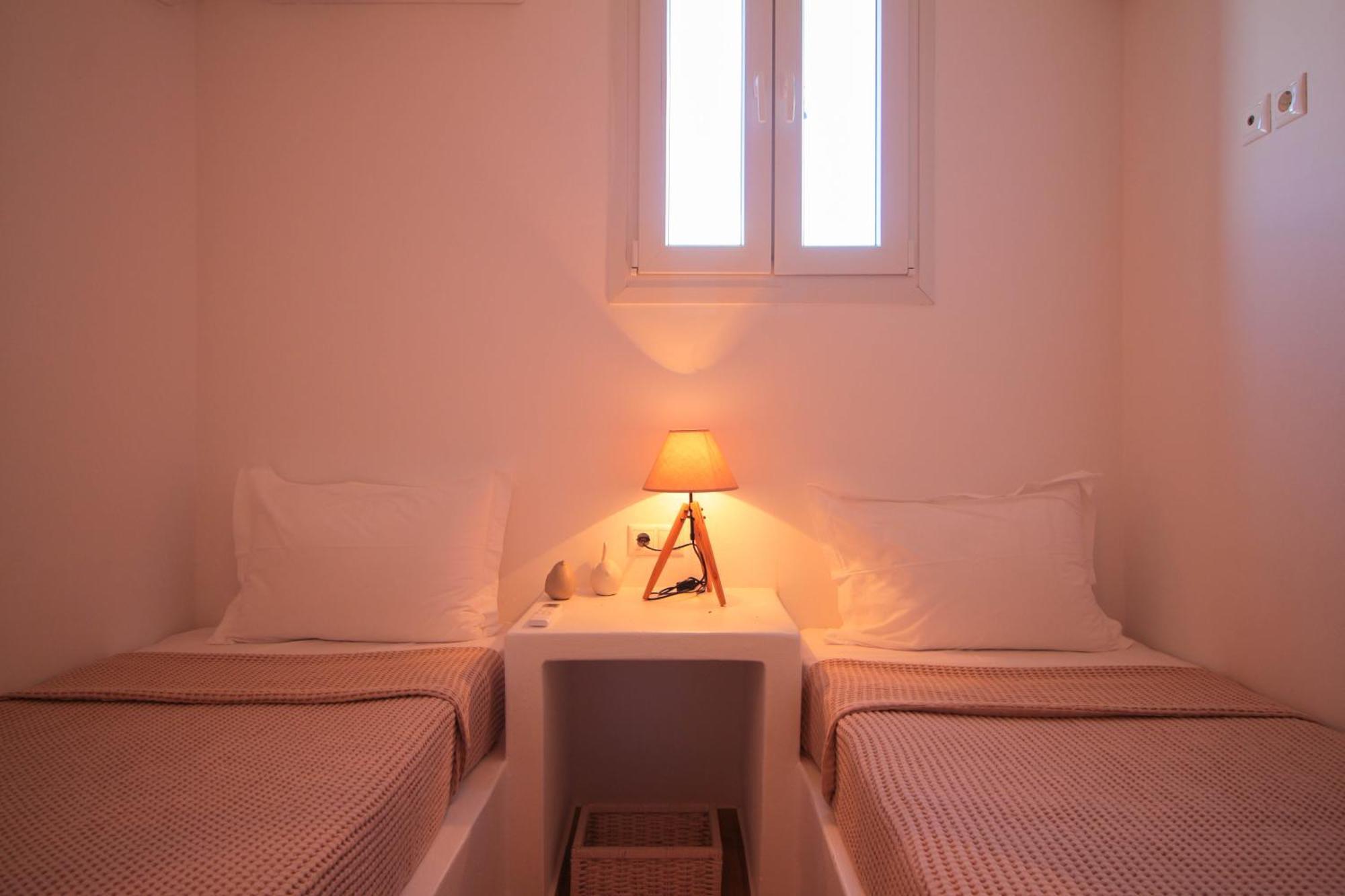 Iliopetra residence - 5BR Villa in Agios Romanos Esterno foto